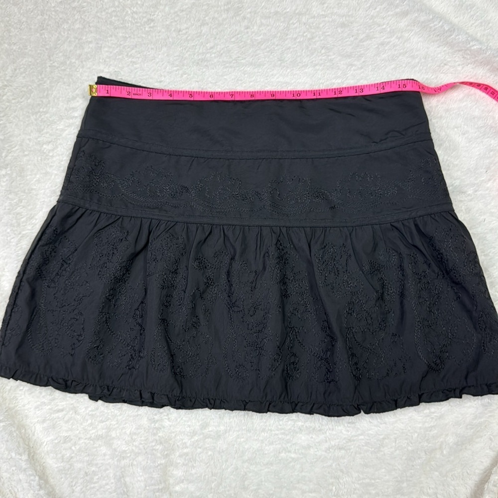 Le Chateau Black Bubble Mini Skirt Ruched Casual - Picture 6 of 8